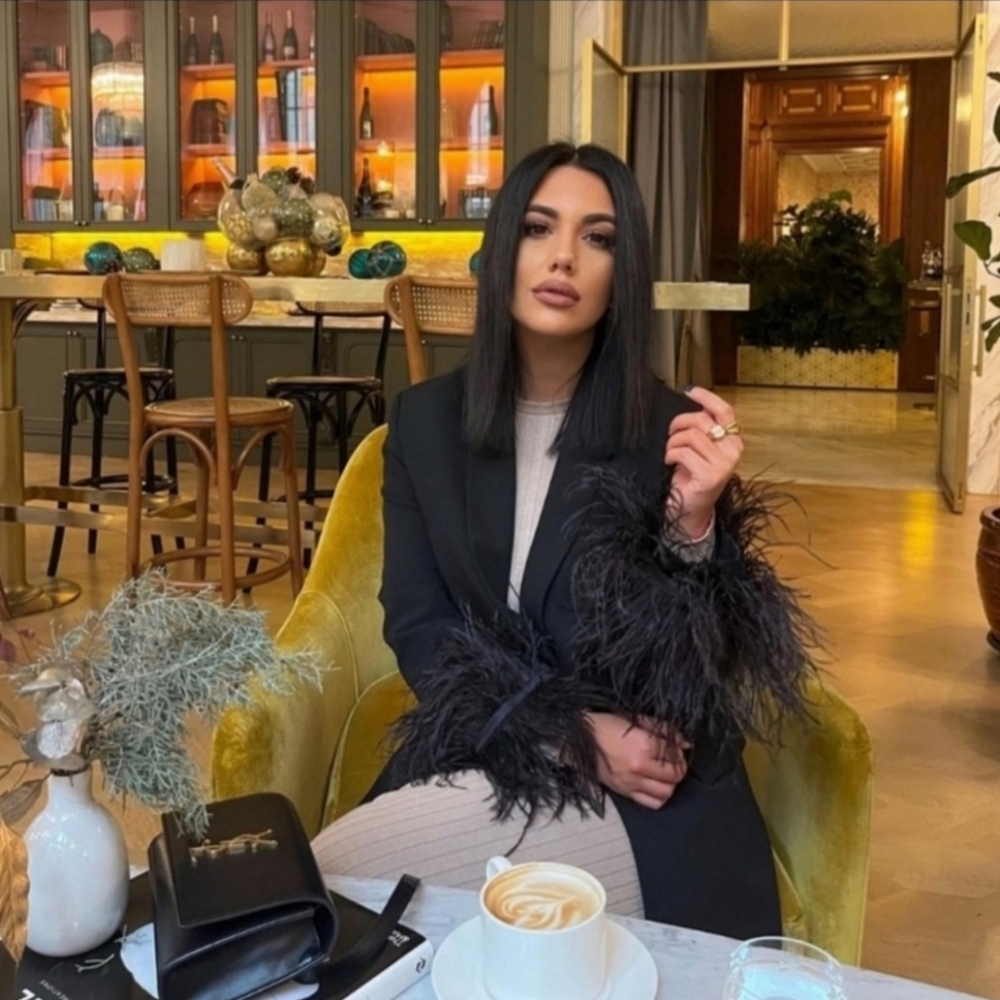 Zara Straight Cut Feather Blazer